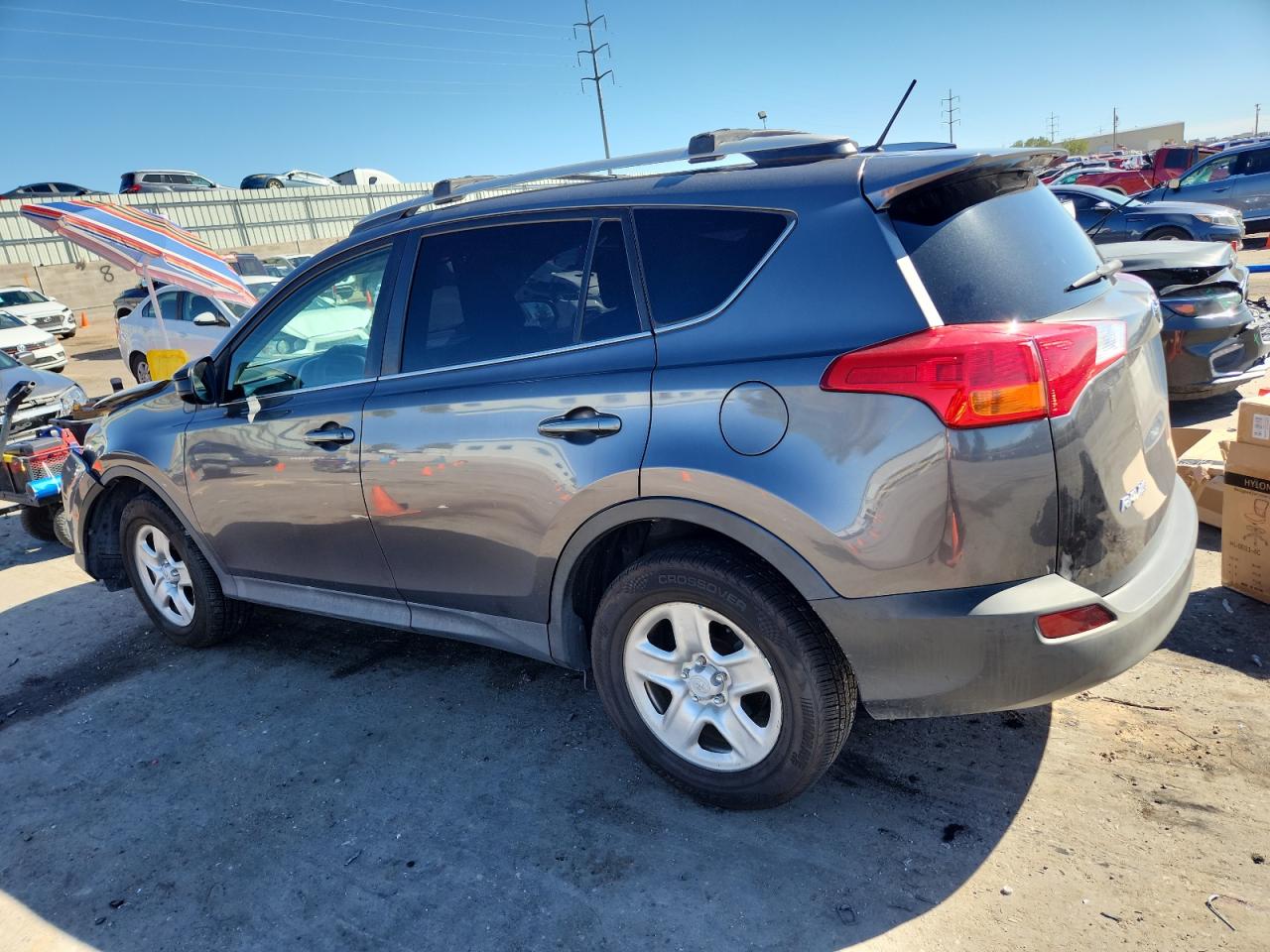TOYOTA RAV4 LE