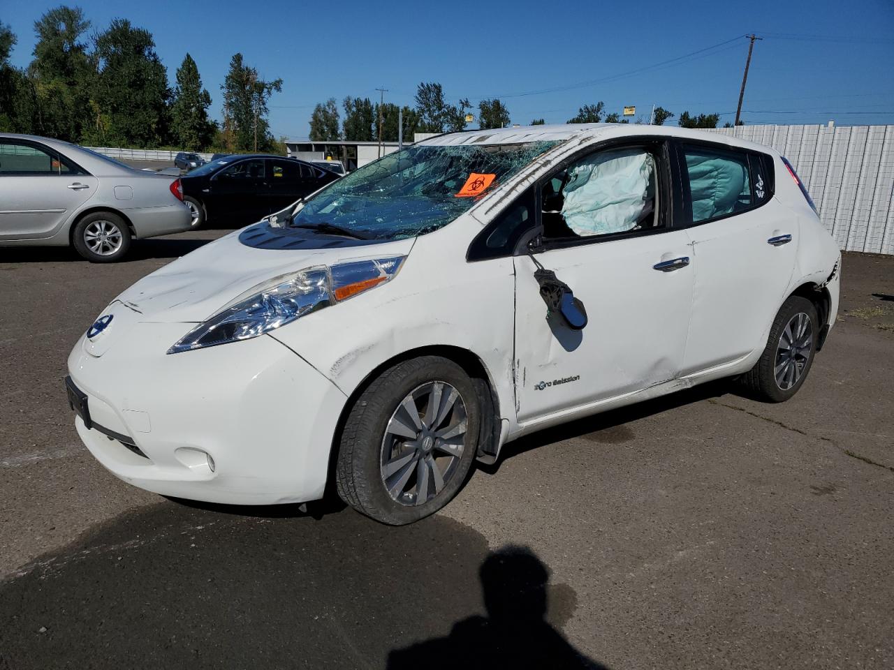 NISSAN LEAF S