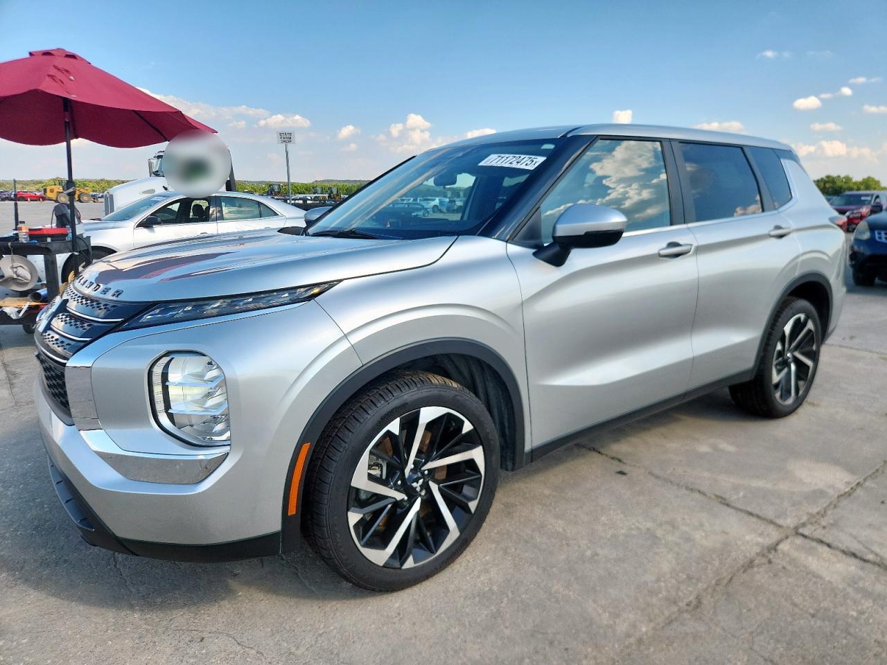 MITSUBISHI OUTLANDER ES