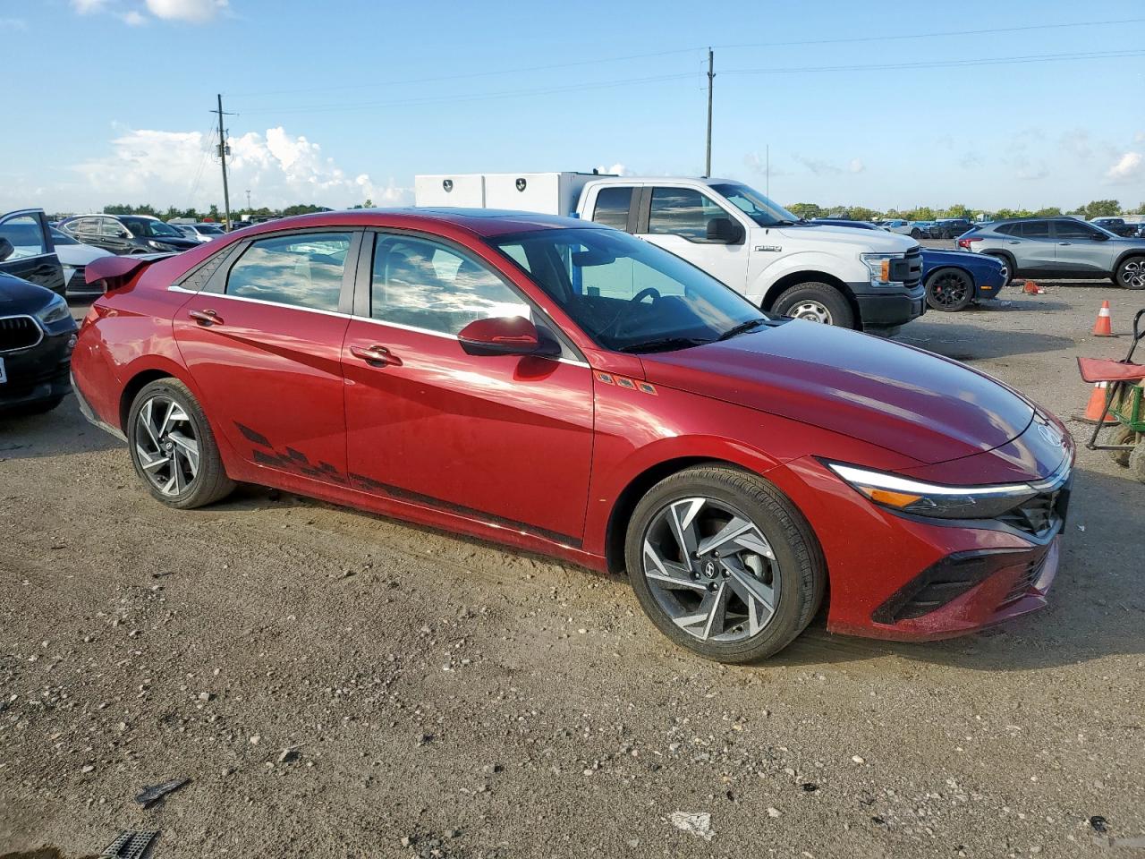 HYUNDAI ELANTRA LIMITED