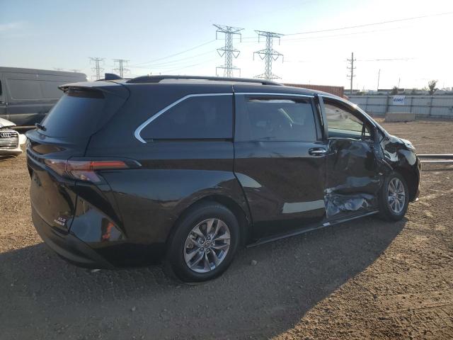 2024 TOYOTA SIENNA XLE 5TDJRKEC5RS205221