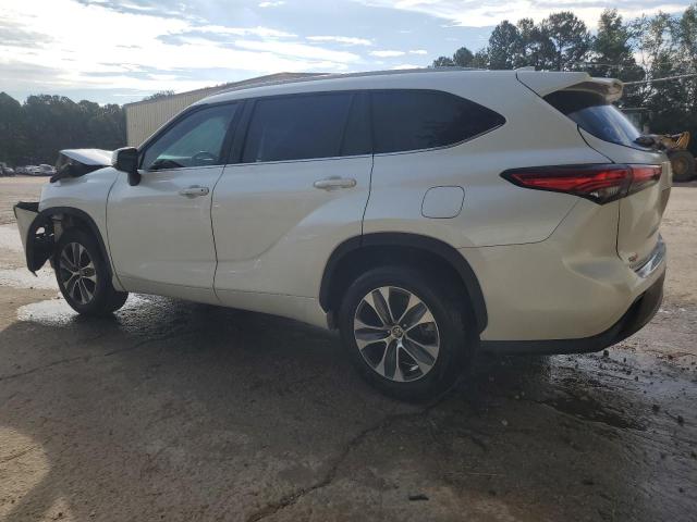 2022 TOYOTA HIGHLANDER - 5TDGZRAH2NS103423