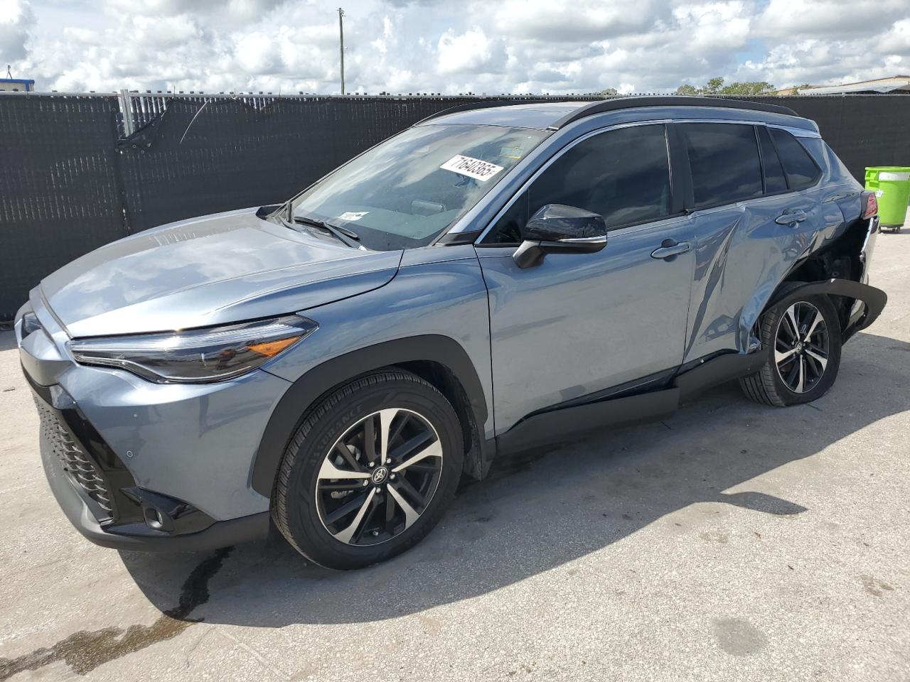 TOYOTA COROLLA CROSS SE