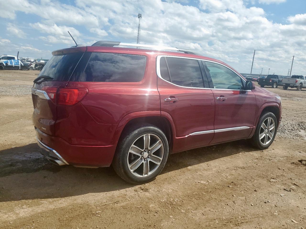 GMC ACADIA DENALI