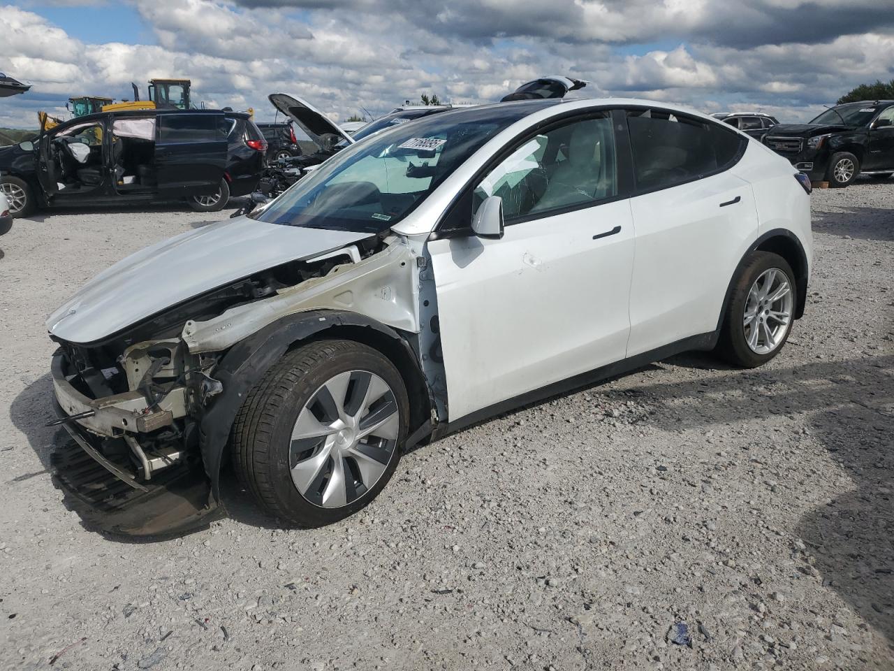 TESLA MODEL Y