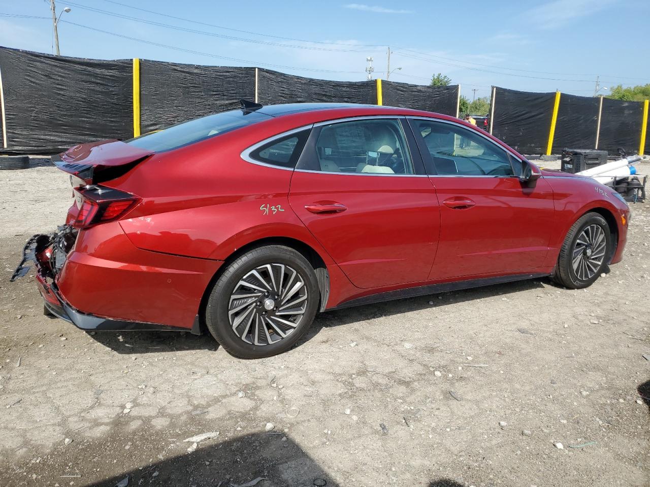 HYUNDAI SONATA HYBRID