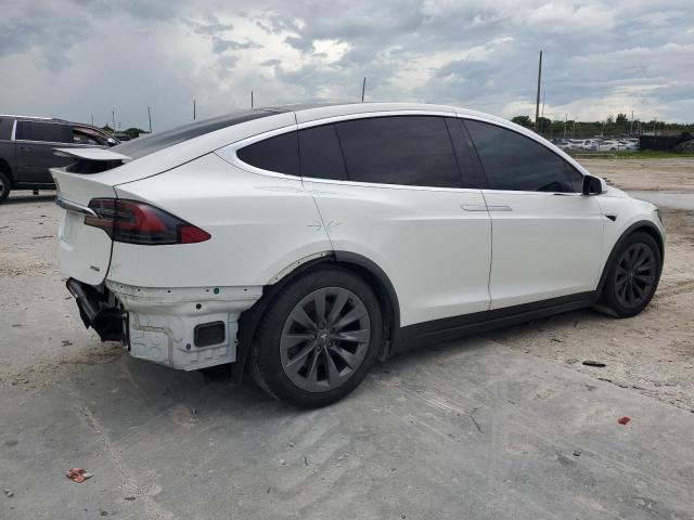 2018 TESLA MODEL X 5YJXCDE29JF087147