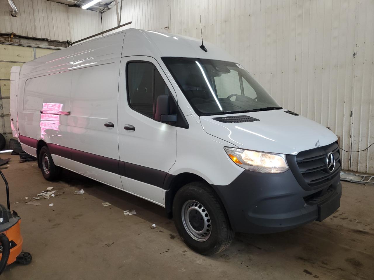 MERCEDES-BENZ SPRINTER 2500