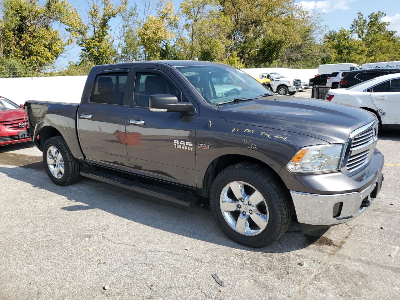 RAM 1500 SLT