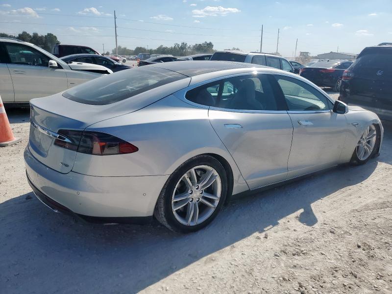 2015 TESLA MODEL S - 5YJSA1E20FF118288