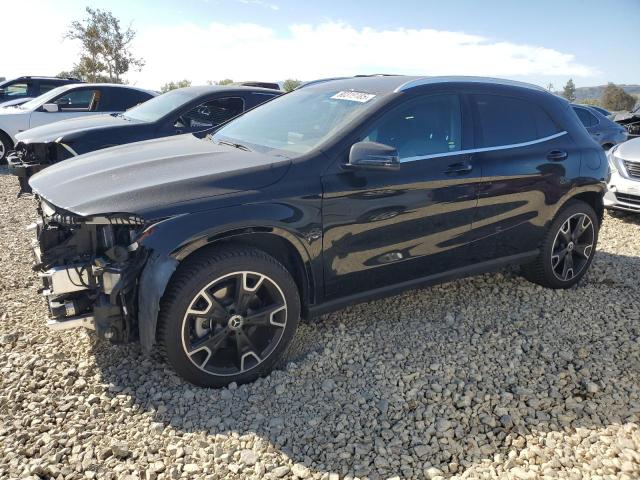 MERCEDES-BENZ GLA 250 4M