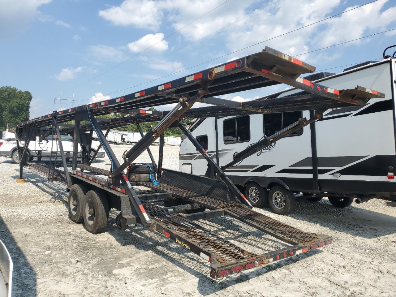 Lot #3261235962 2019 KAUFMAN 5CARHAULER