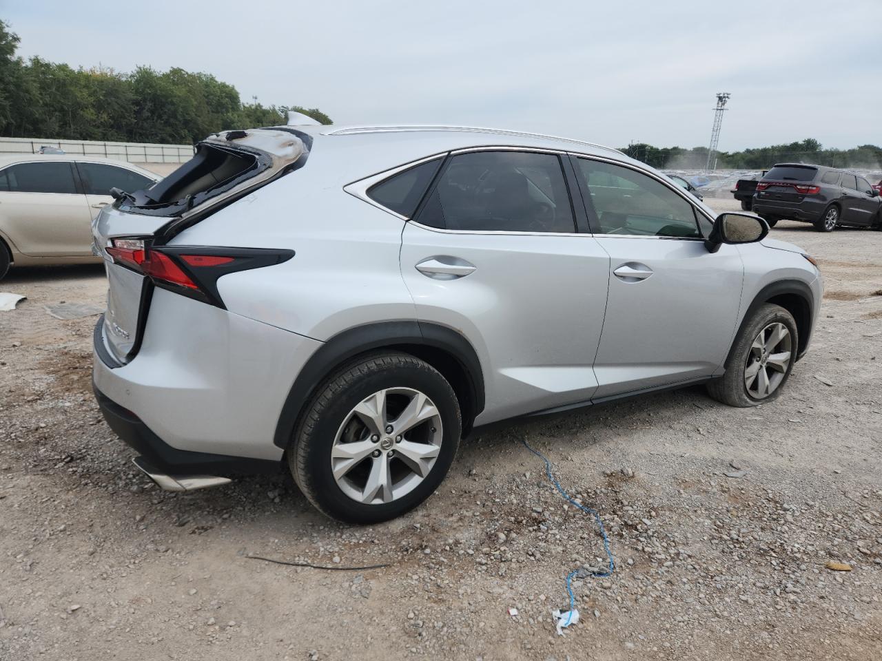 LEXUS NX 200T BASE