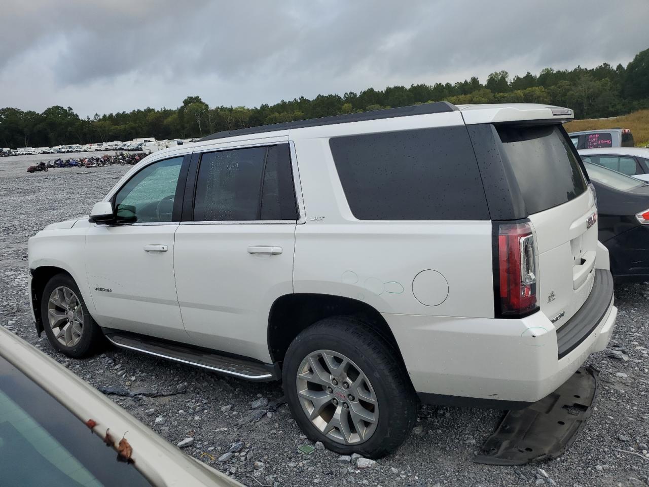 GMC YUKON SLT