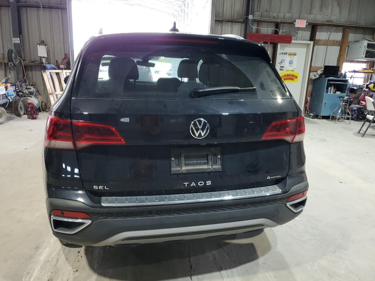 VOLKSWAGEN TAOS SEL