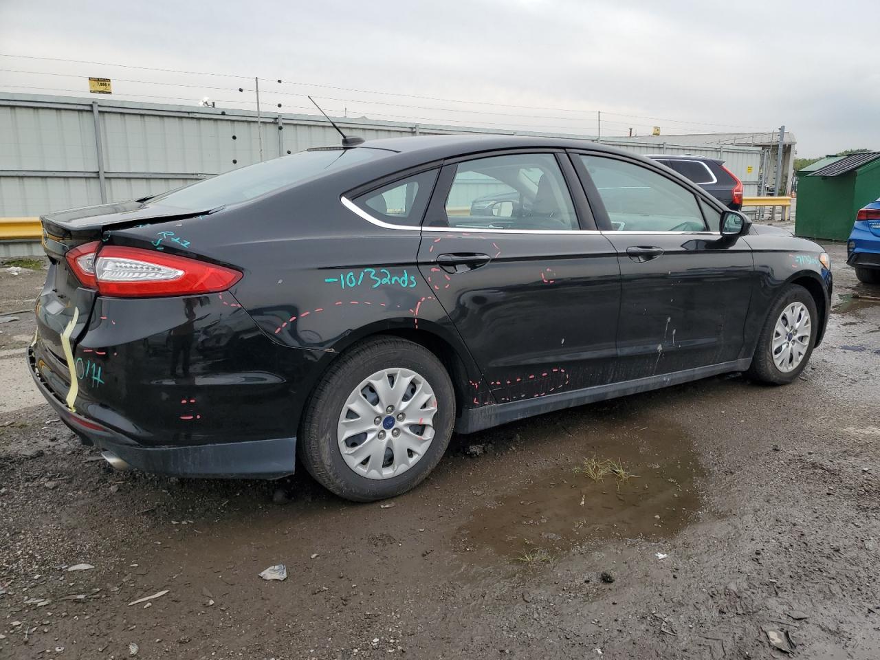 FORD FUSION S