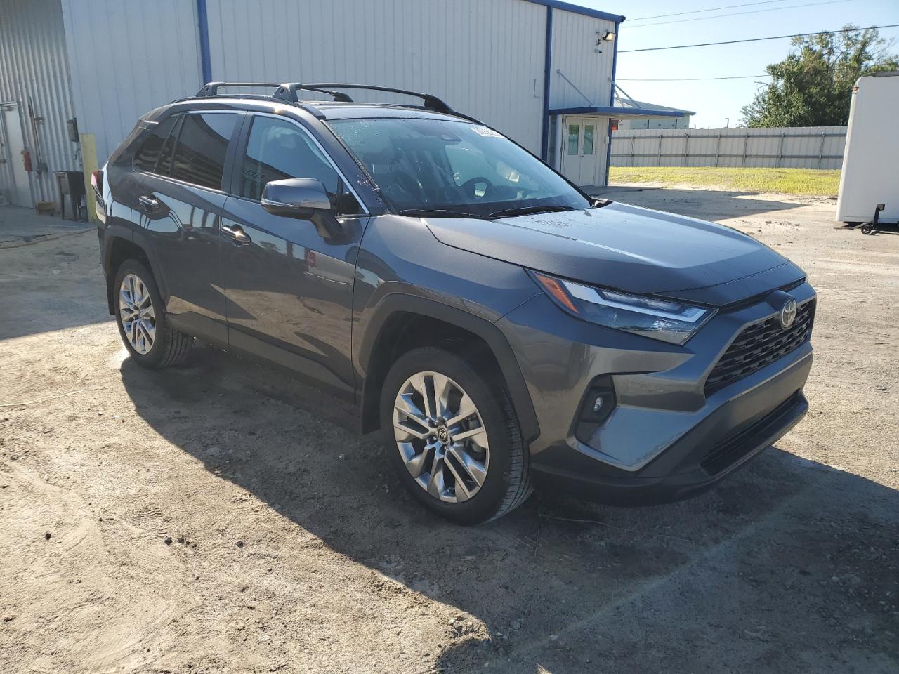 TOYOTA RAV4 XLE PREMIUM