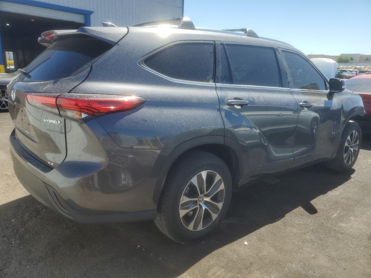 TOYOTA HIGHLANDER HYBRID XLE