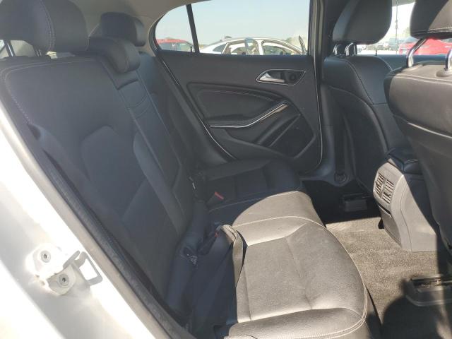 2015 MERCEDES-BENZ GLA 250 4M WDCTG4GB8FJ084072