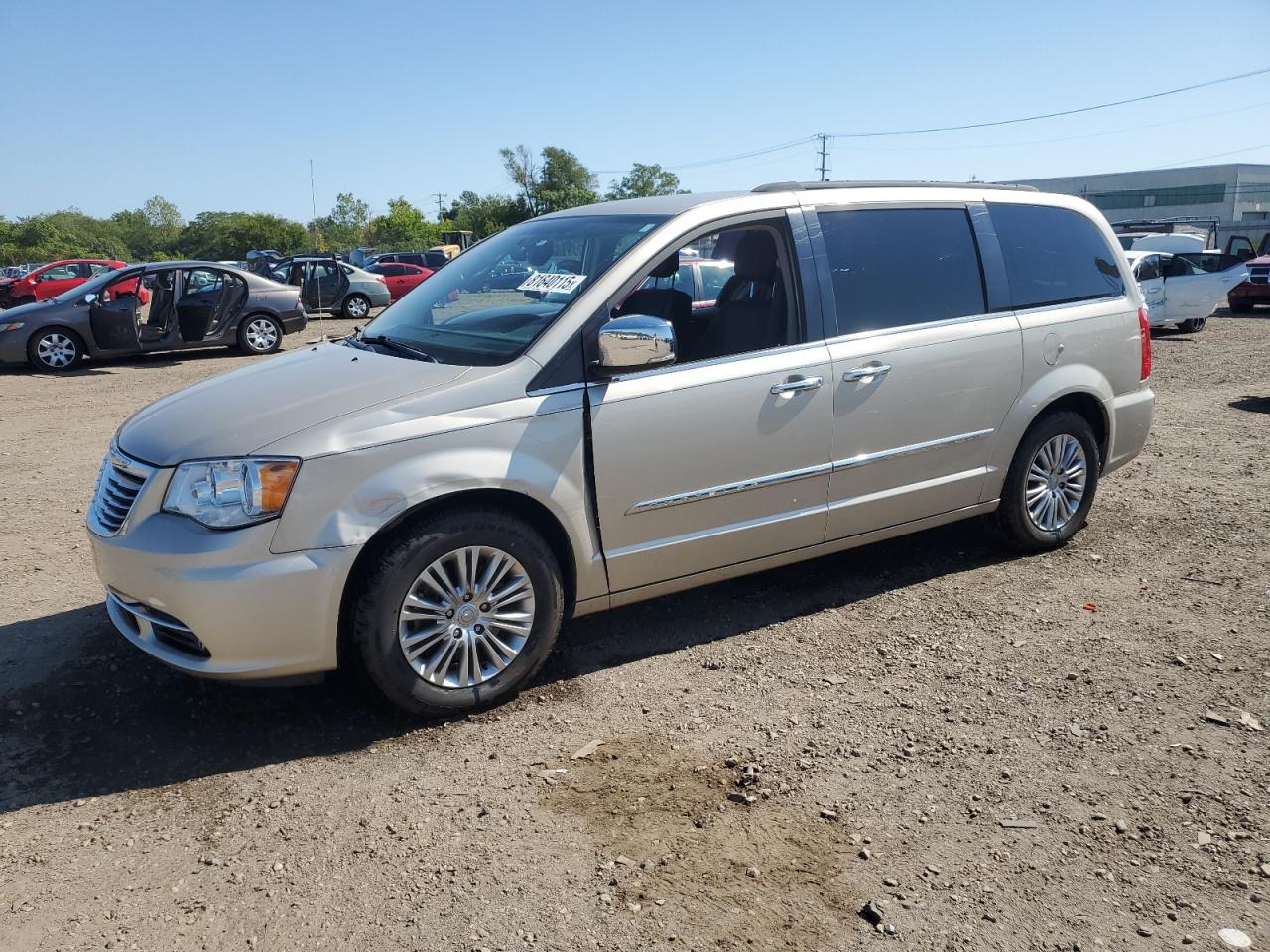 CHRYSLER TOWN & COUNTRY TOURING L