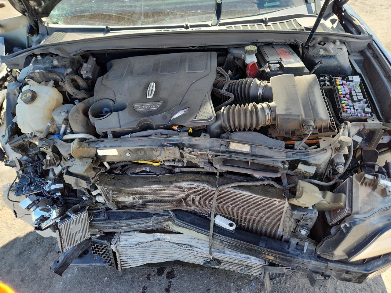 LINCOLN CONTINENTAL RESERVE