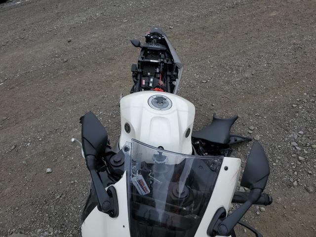 2024 YAMAHA YZFR3 A MH3RH18Y4RK017225