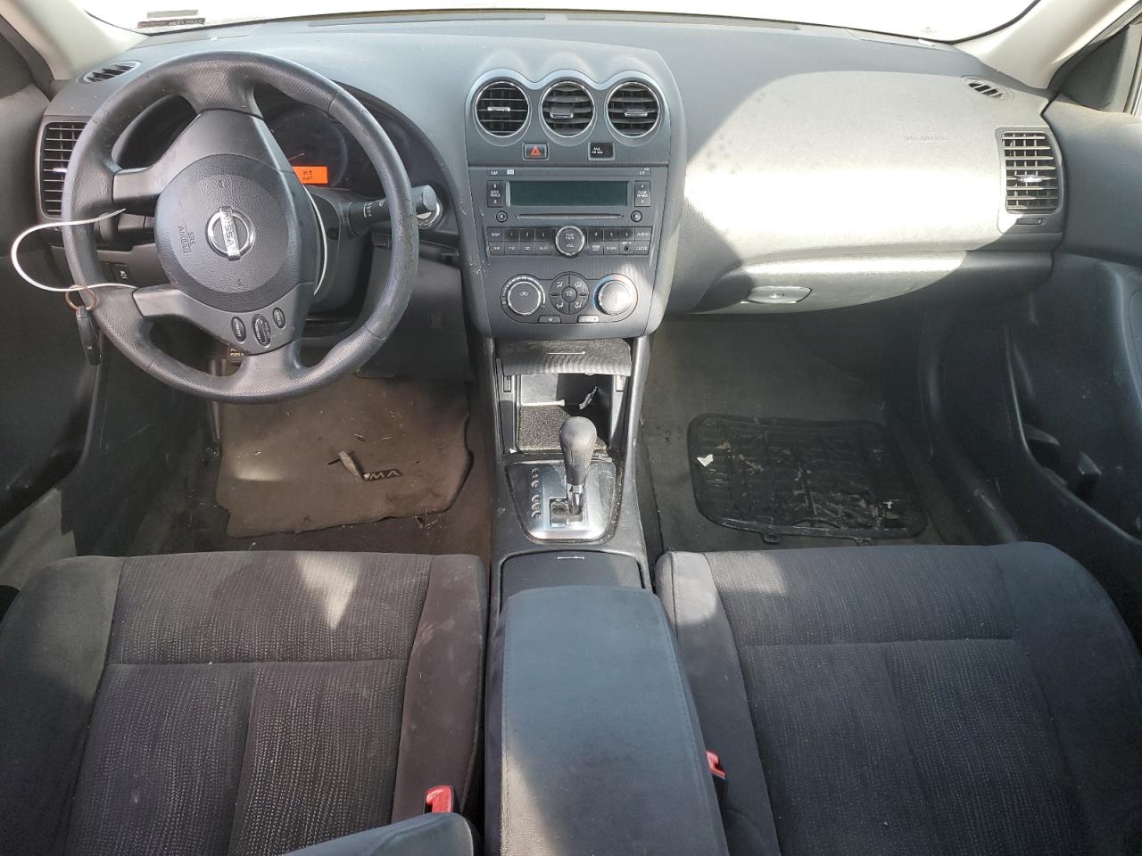 NISSAN ALTIMA BASE