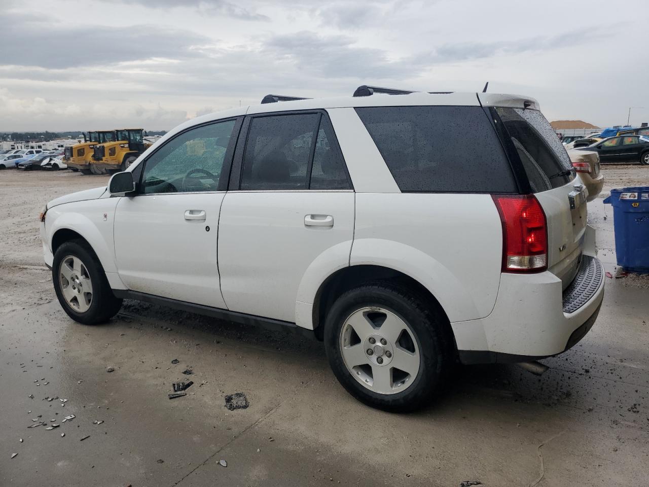 Lot #3259528158 2006 SATURN VUE