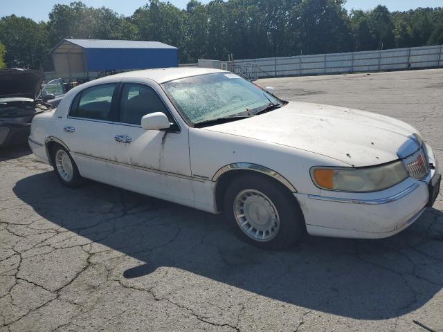 2001 LINCOLN TOWN CAR E #3302846918