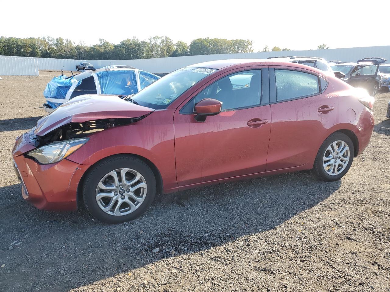  Salvage Toyota Yaris