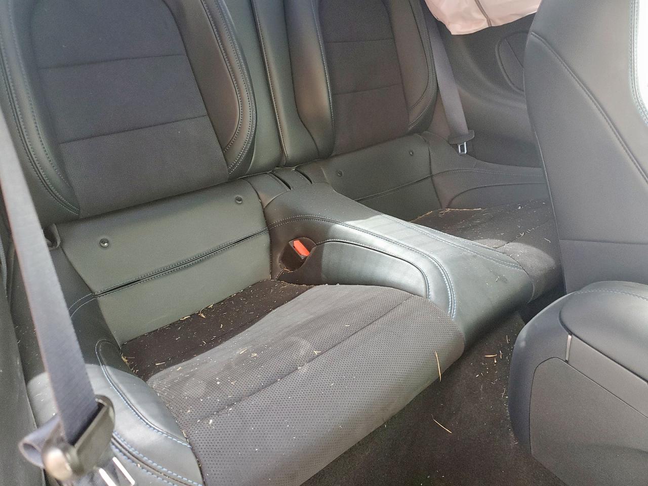 FORD MUSTANG DARK HORSE