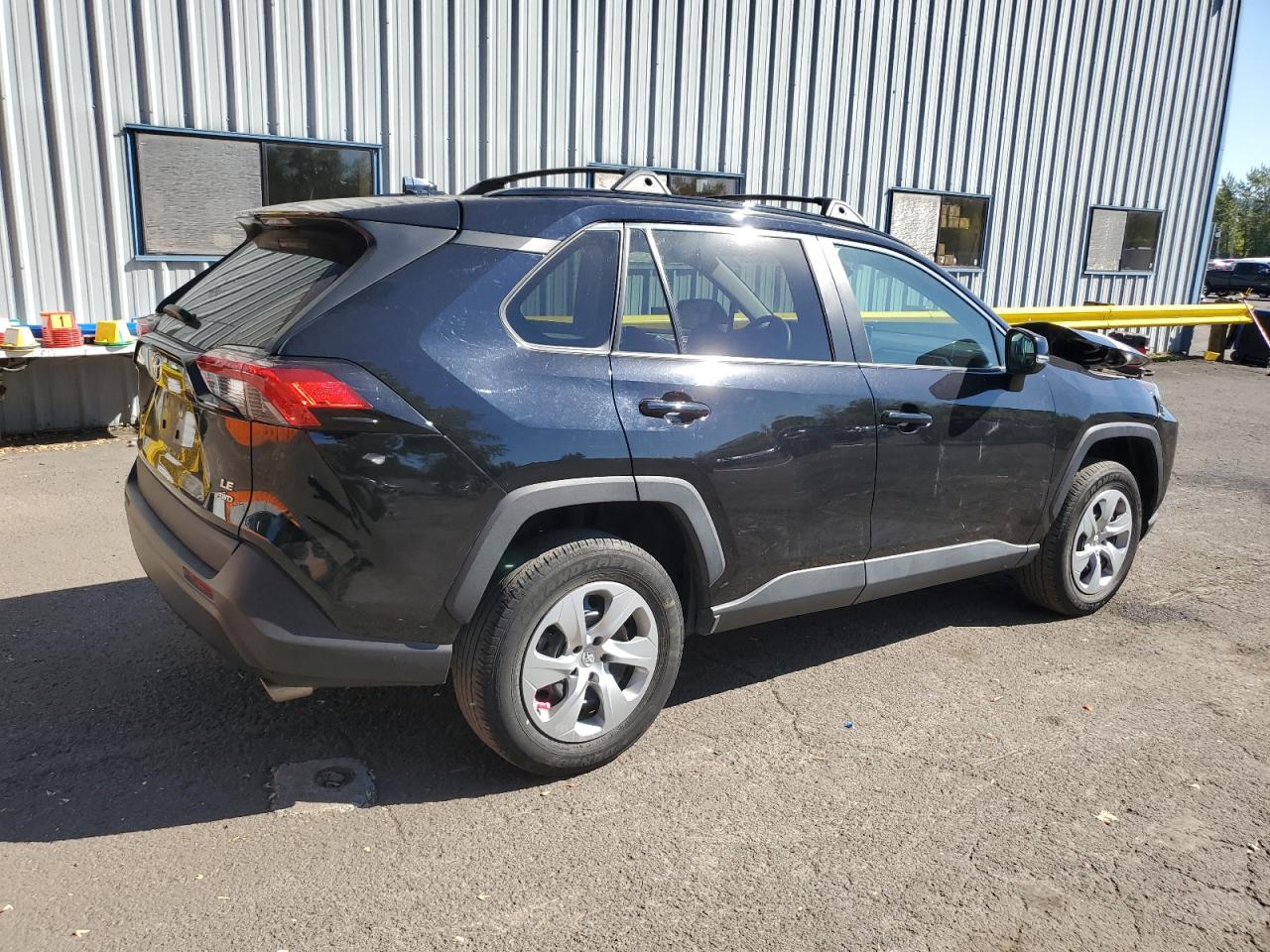 TOYOTA RAV4 LE