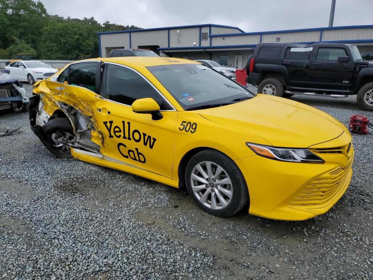 TOYOTA CAMRY LE