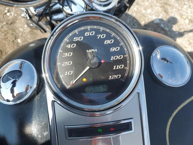 2017 HARLEY-DAVIDSON FLHR ROAD KING 1HD1FBC18HB672518