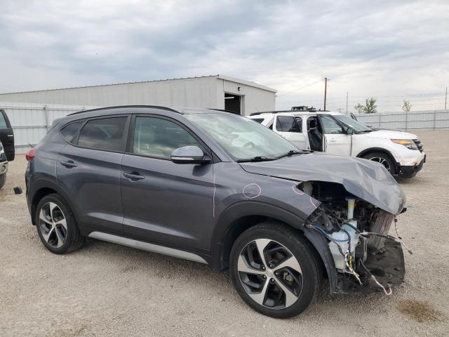 2018 HYUNDAI TUCSON VAL KM8J3CA21JU751336