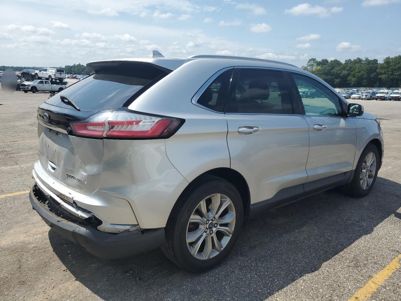 FORD EDGE TITANIUM