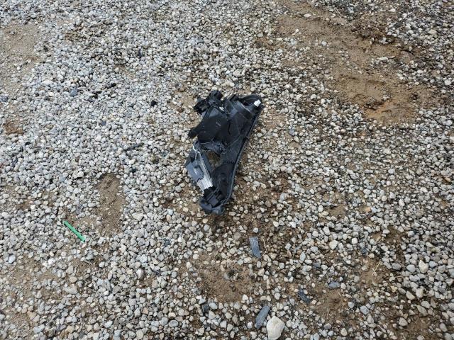 2018 TOYOTA RAV4 LE JTMZFREV7JD130611