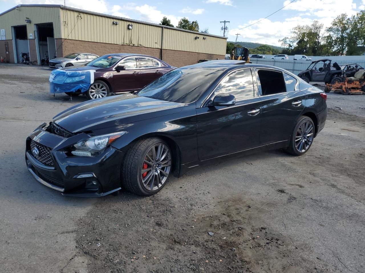 INFINITI Q50 RED SPORT 400