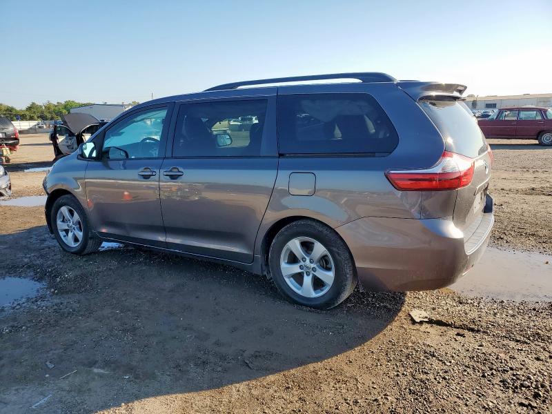 2017 TOYOTA SIENNA LE 5TDKZ3DC2HS900718