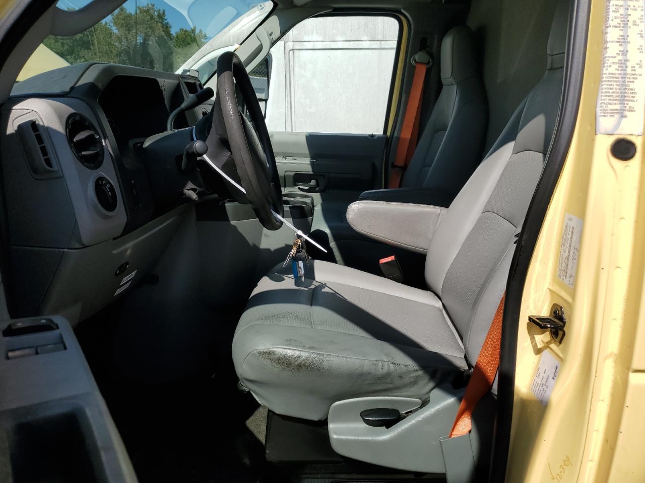 FORD ECONOLINE E450 SUPER DUTY CUTAWAY VAN