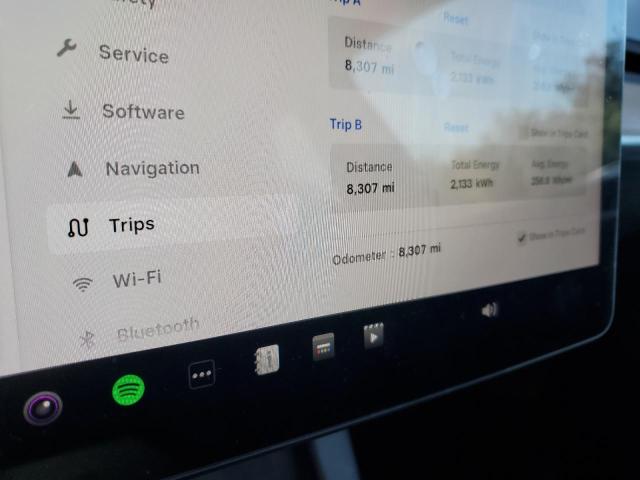 2025 TESLA MODEL Y 7SAYGDEDXSF240875