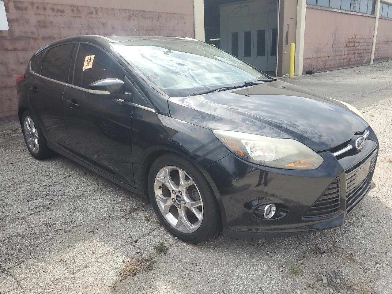 FORD FOCUS TITANIUM