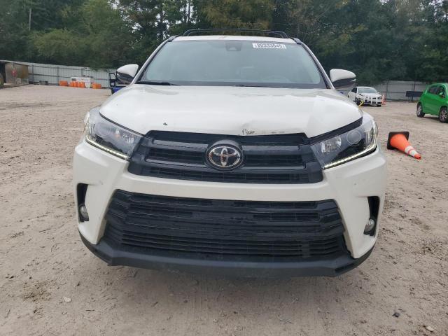 2019 TOYOTA HIGHLANDER SE 5TDJZRFH5KS609452