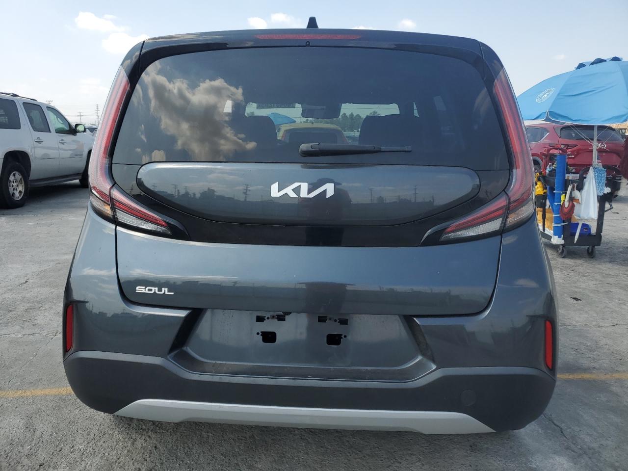 KIA SOUL LX