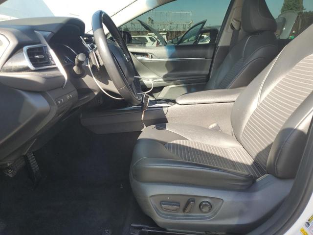 2018 TOYOTA CAMRY L 4T1B11HK6JU604708