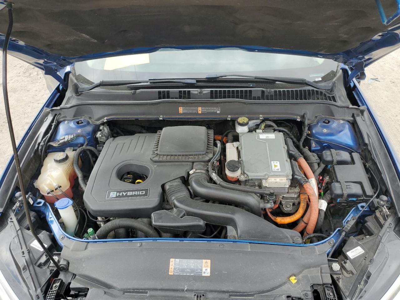 FORD FUSION TITANIUM/PLATINUM HEV