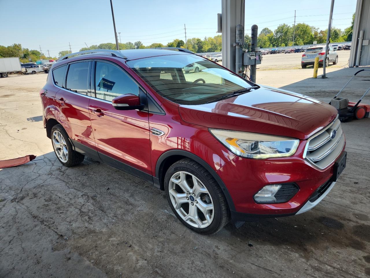 FORD ESCAPE TITANIUM