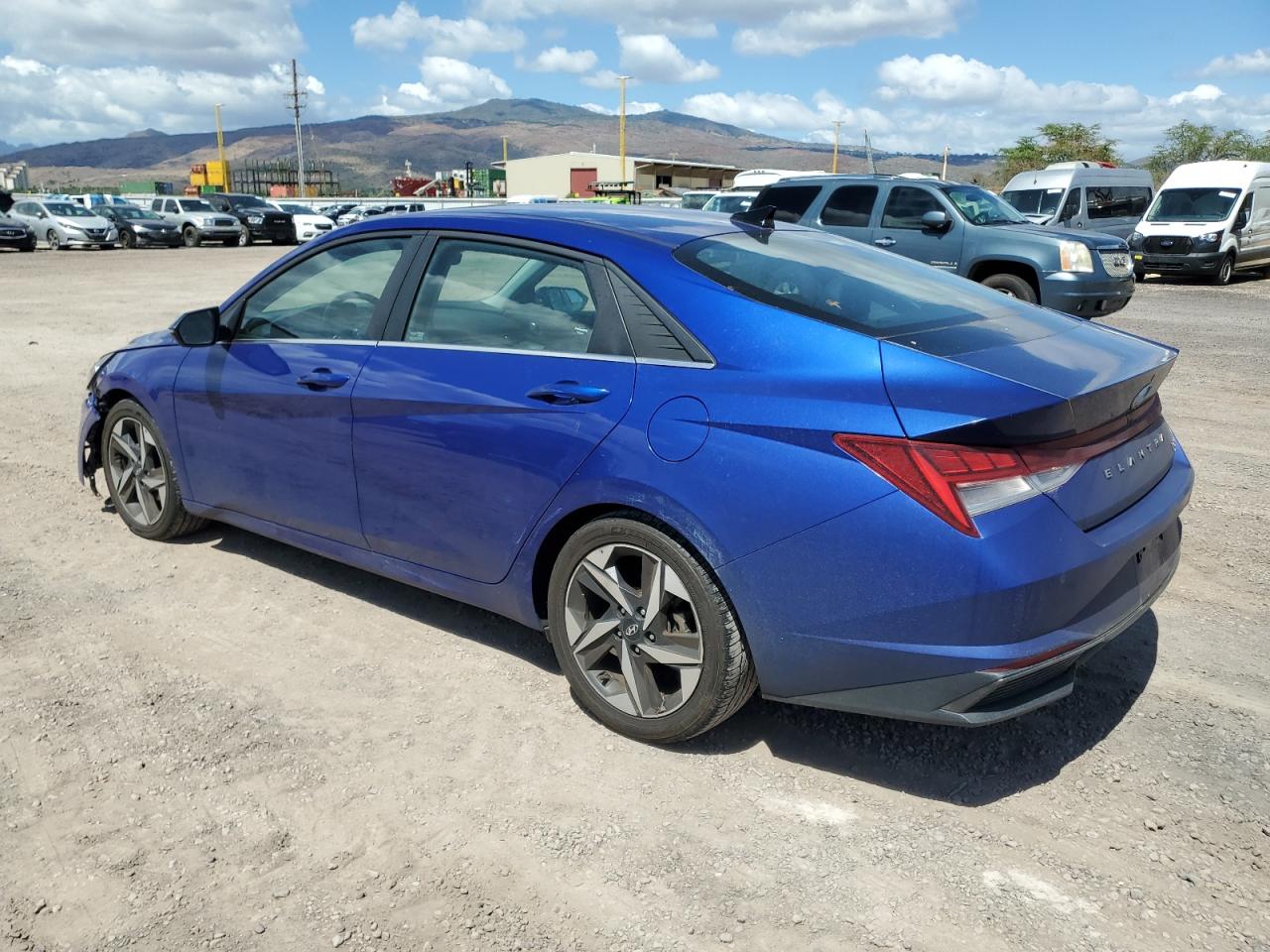 HYUNDAI ELANTRA LIMITED