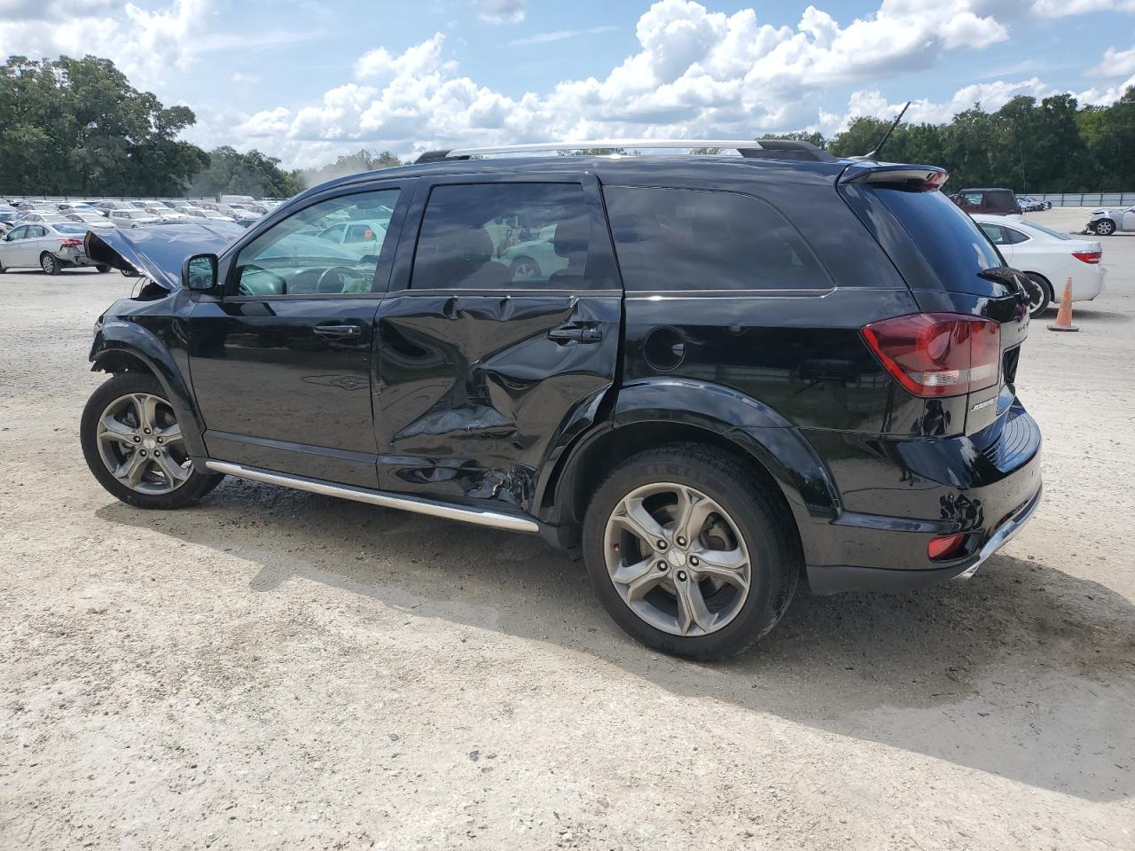 DODGE JOURNEY CROSSROAD