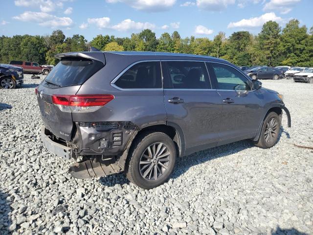 2019 TOYOTA HIGHLANDER SE 5TDJZRFHXKS582247